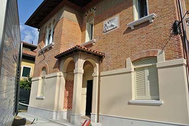 Tinteggiatura edificio storico